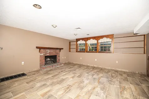 12 Fernwood Drive Merrimack NH 03054