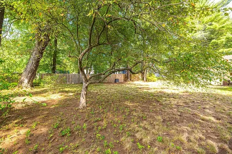 12 Fernwood Drive Merrimack NH 03054