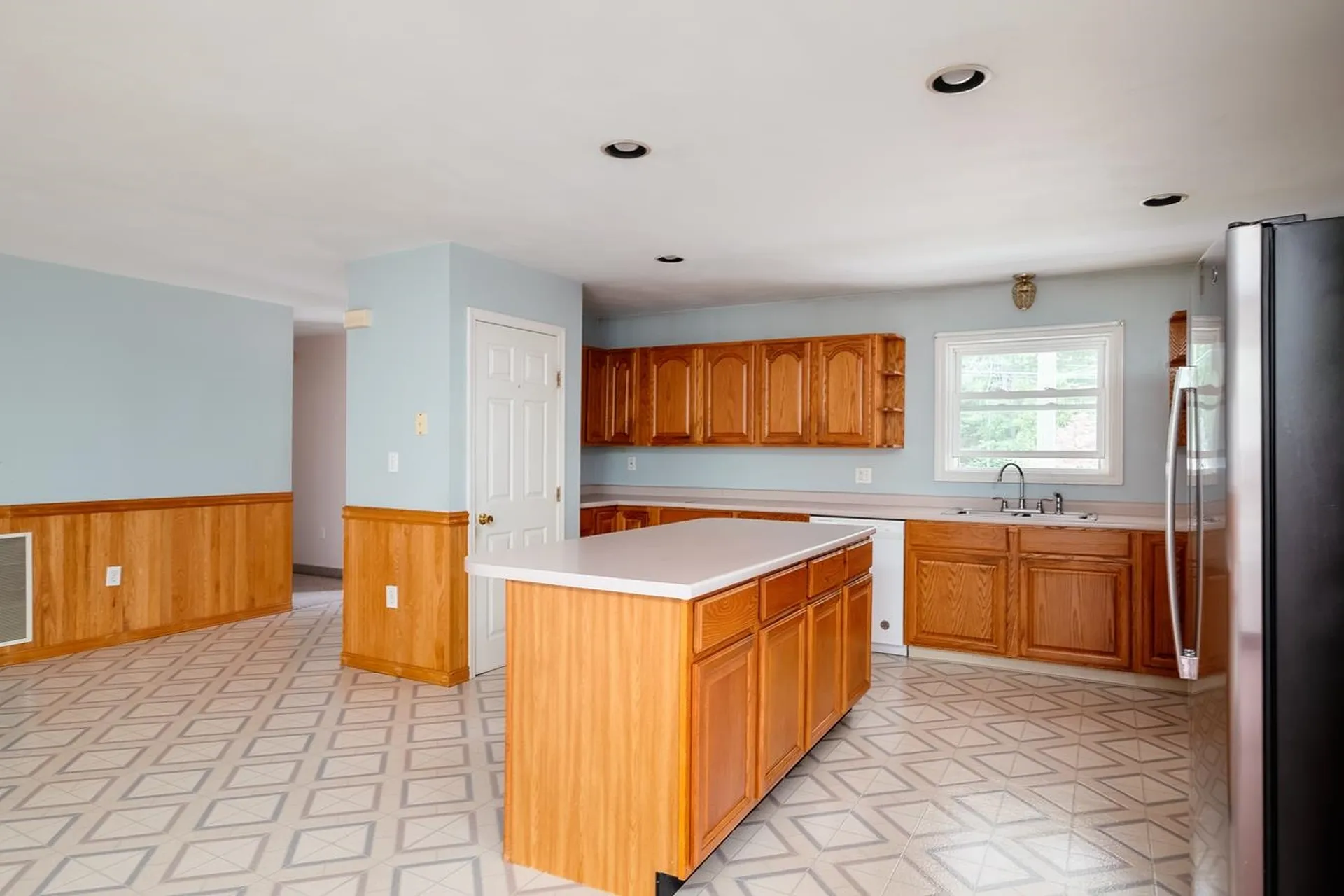 8 Juniper Lane Barrington NH 03825