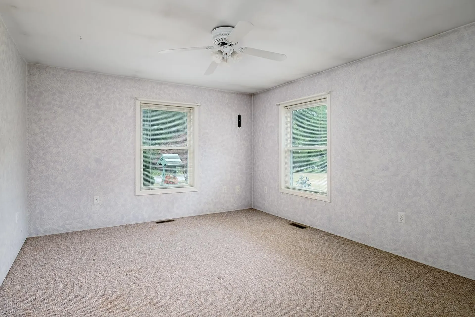 8 Juniper Lane Barrington NH 03825