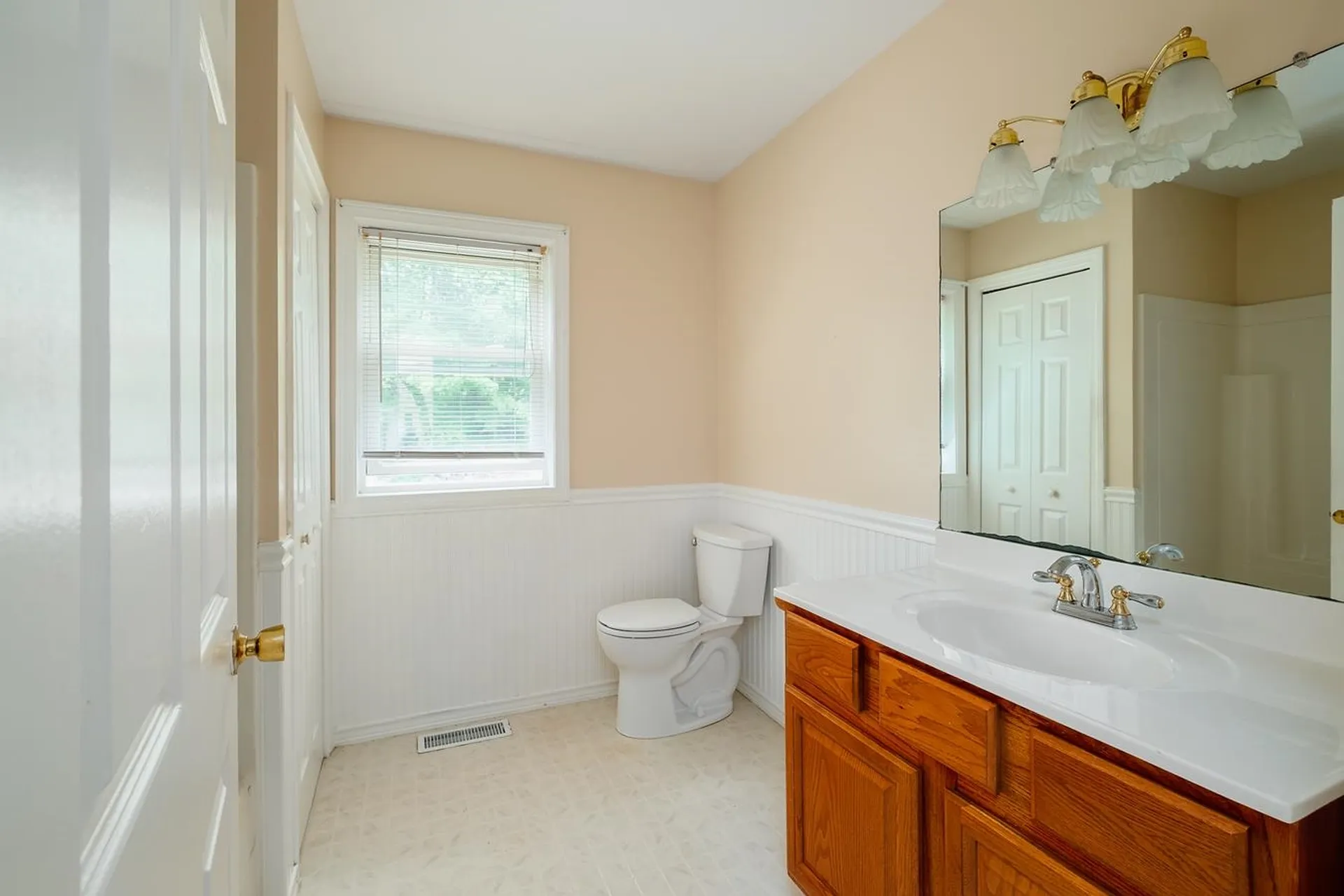 8 Juniper Lane Barrington NH 03825