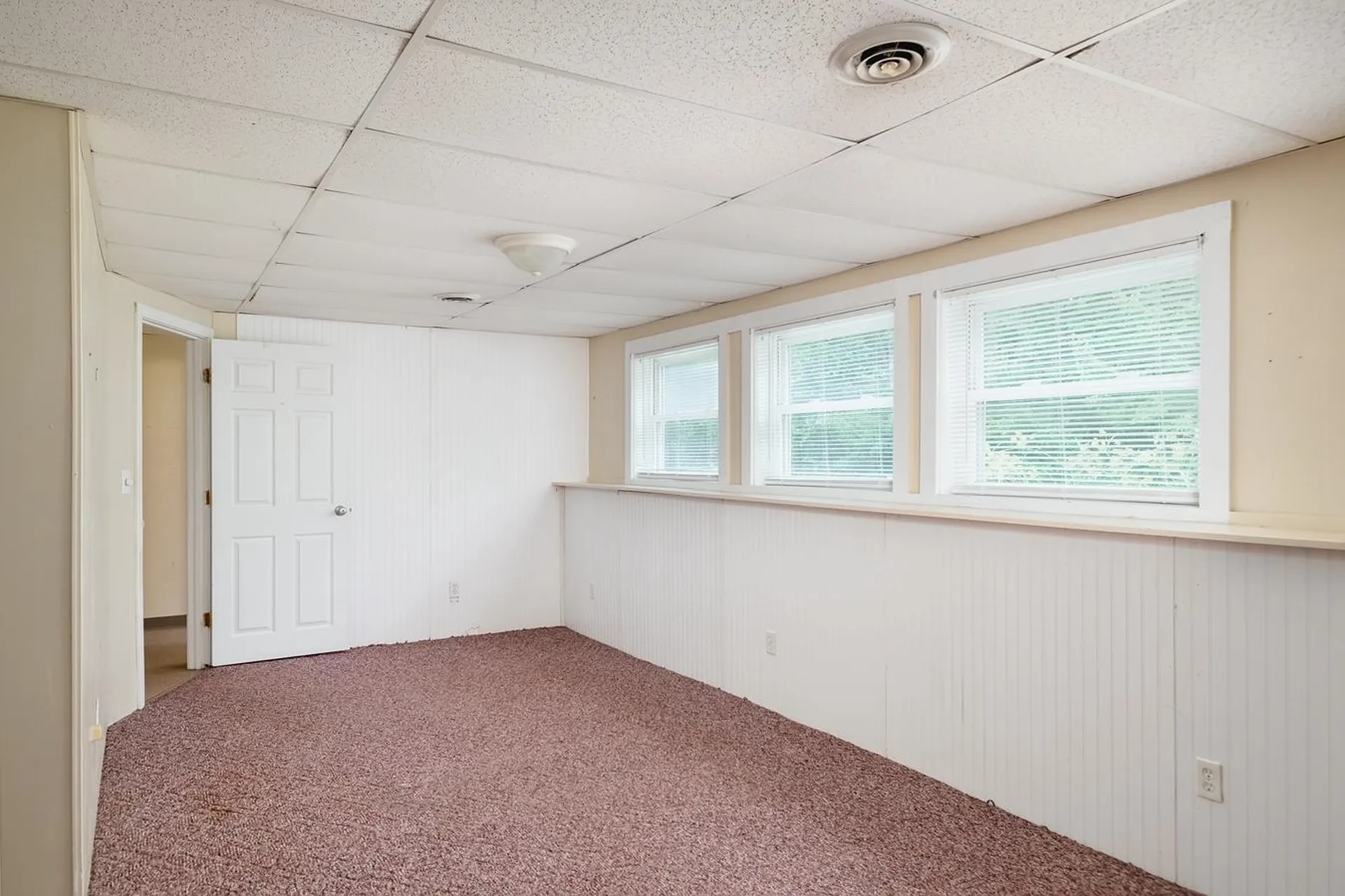 8 Juniper Lane Barrington NH 03825