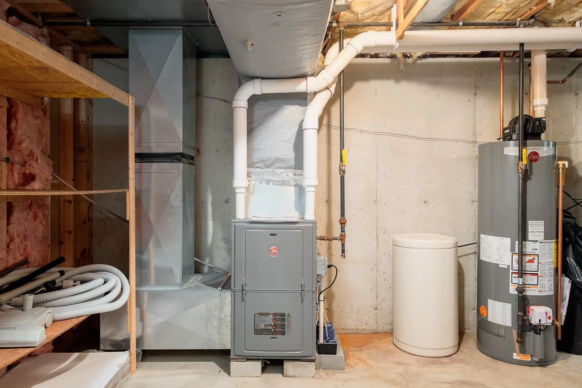 8 Juniper Lane Barrington NH 03825