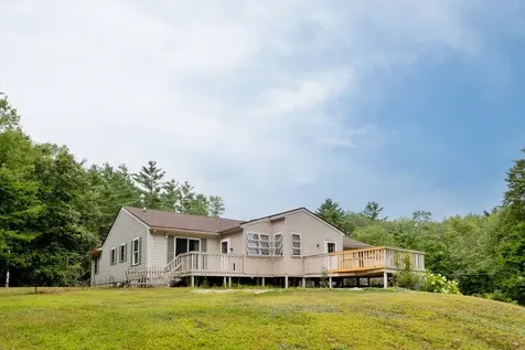 8 Juniper Lane Barrington NH 03825