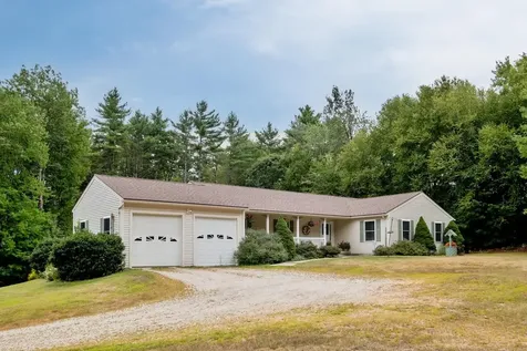 8 Juniper Lane Barrington NH 03825