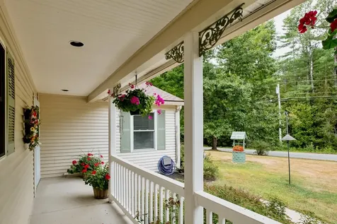 8 Juniper Lane Barrington NH 03825