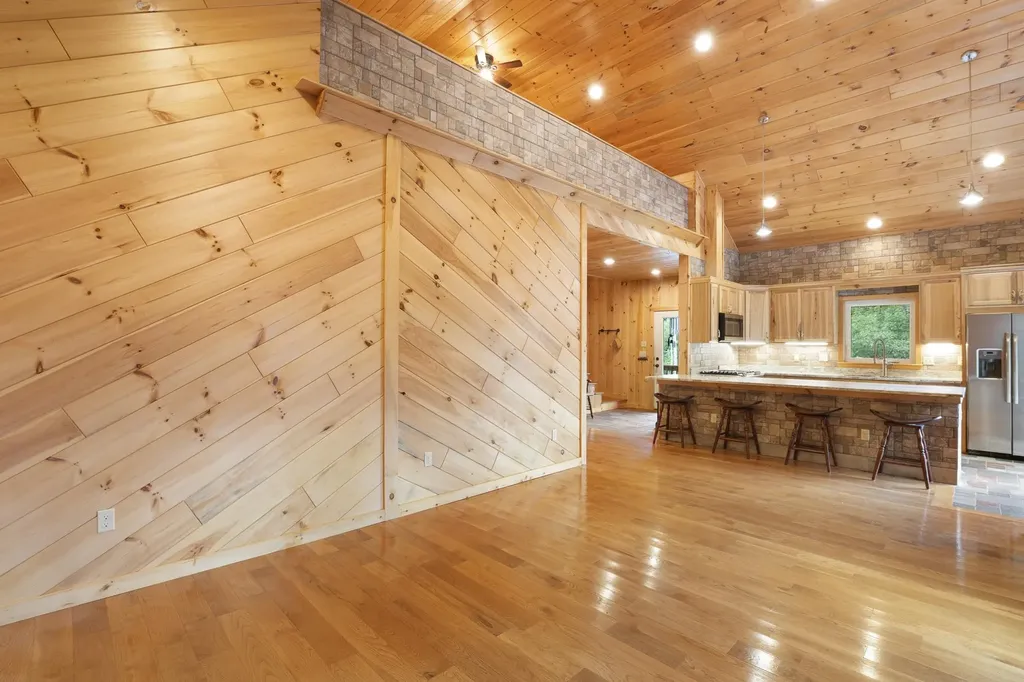 86 Stark Road Brattleboro VT 05301