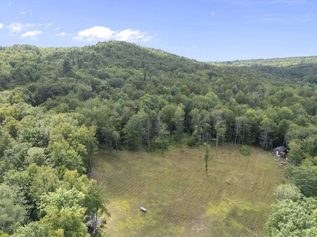 86 Stark Road Brattleboro VT 05301