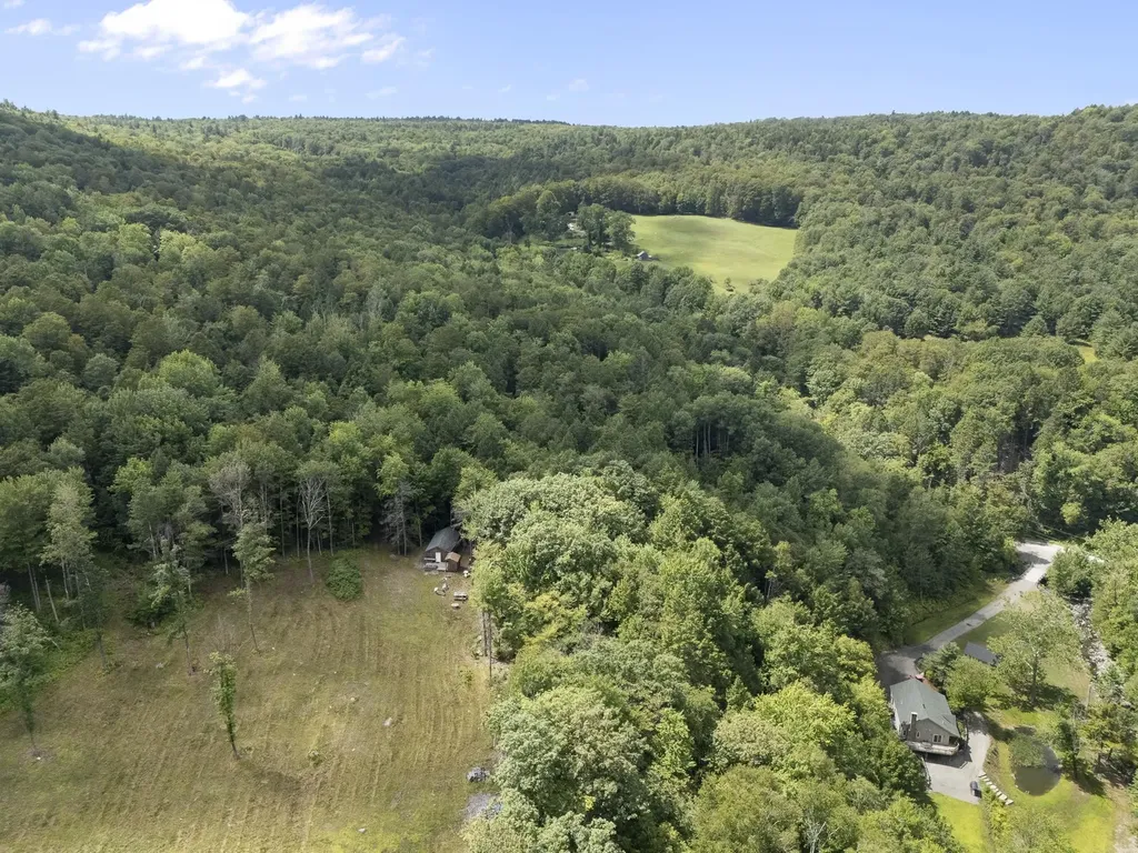 86 Stark Road Brattleboro VT 05301