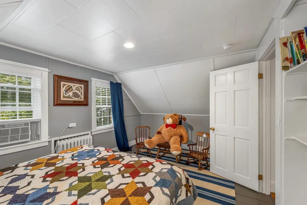 21 Goodrich Road Wolfeboro NH 03894