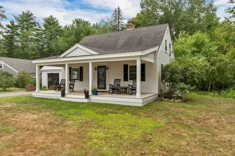 21 Goodrich Road Wolfeboro NH 03894