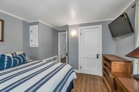 21 Goodrich Road Wolfeboro NH 03894