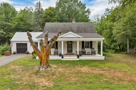 21 Goodrich Road Wolfeboro NH 03894