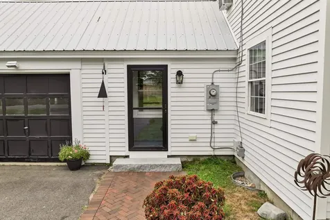 21 Goodrich Road Wolfeboro NH 03894