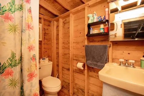 66 Camp Road Peacham VT 05862