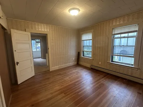 78-80 Central Street Brattleboro VT 05301