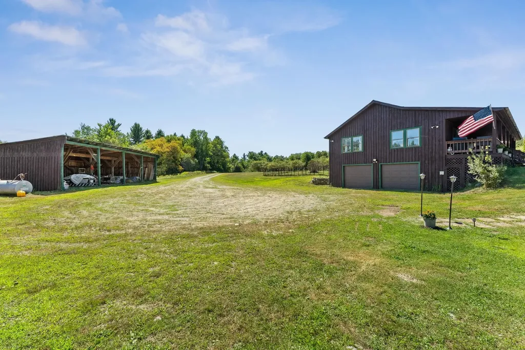 699 Kings Hill Road Bakersfield VT 05441