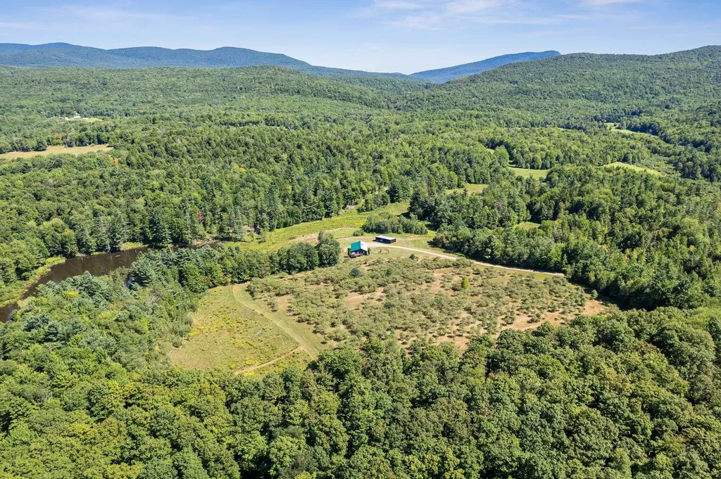 699 Kings Hill Road Bakersfield VT 05441