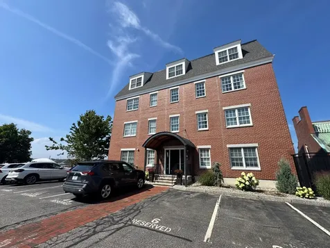 113 Bow Street Portsmouth NH 03801