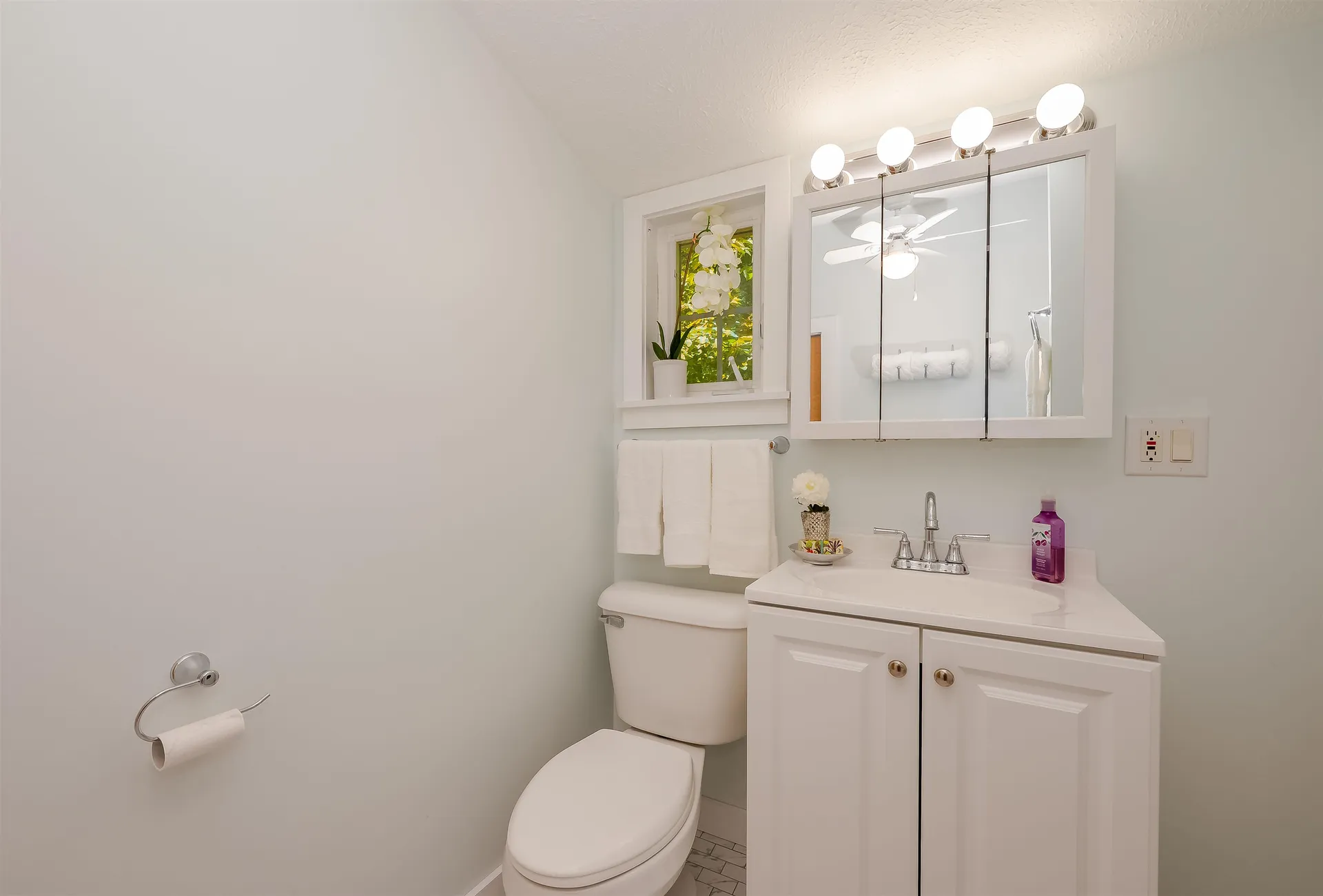 117 Middle Road Acton ME 04001