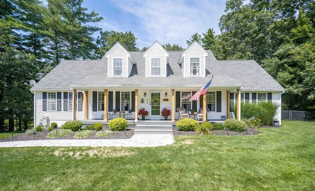 11 Brown Avenue Pelham NH 03076