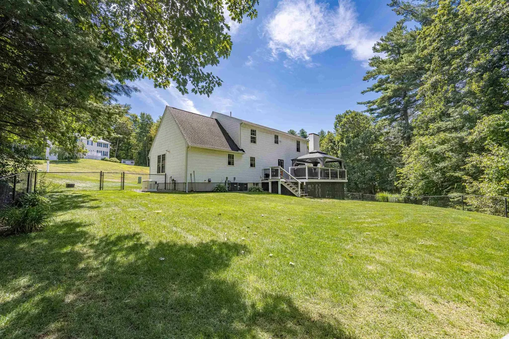11 Brown Avenue Pelham NH 03076