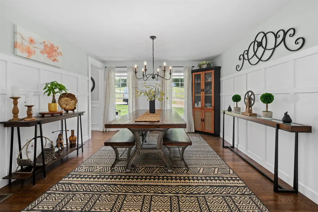 11 Brown Avenue Pelham NH 03076