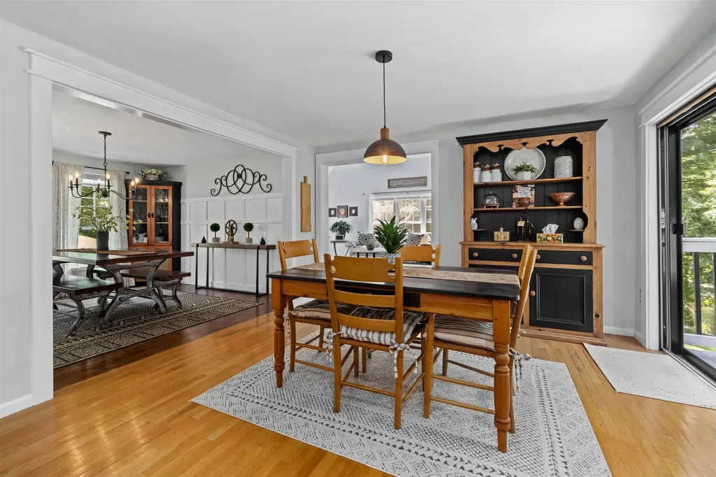 11 Brown Avenue Pelham NH 03076