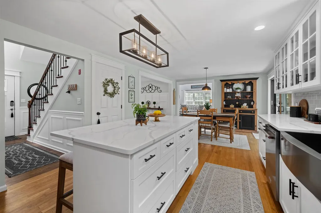 11 Brown Avenue Pelham NH 03076