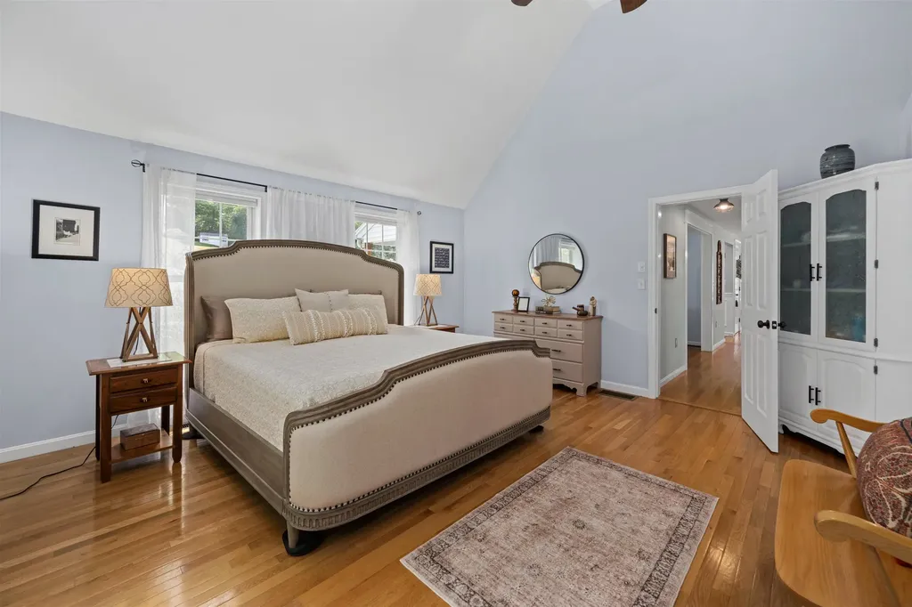 11 Brown Avenue Pelham NH 03076