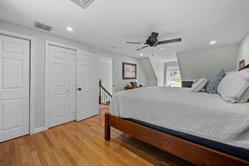 11 Brown Avenue Pelham NH 03076