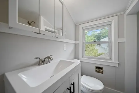 11 Nelson Street Keene NH 03431
