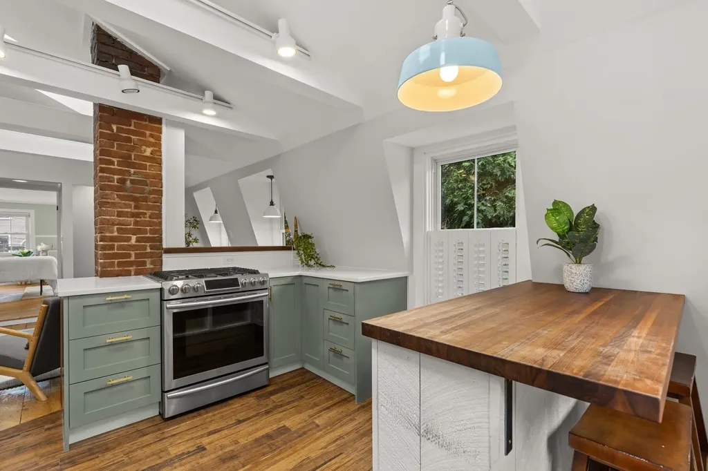 145 Cabot Street Portsmouth NH 03801