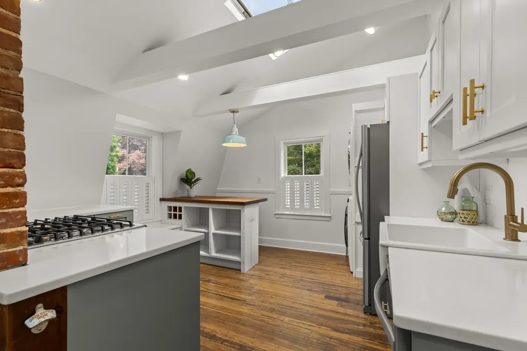 145 Cabot Street Portsmouth NH 03801