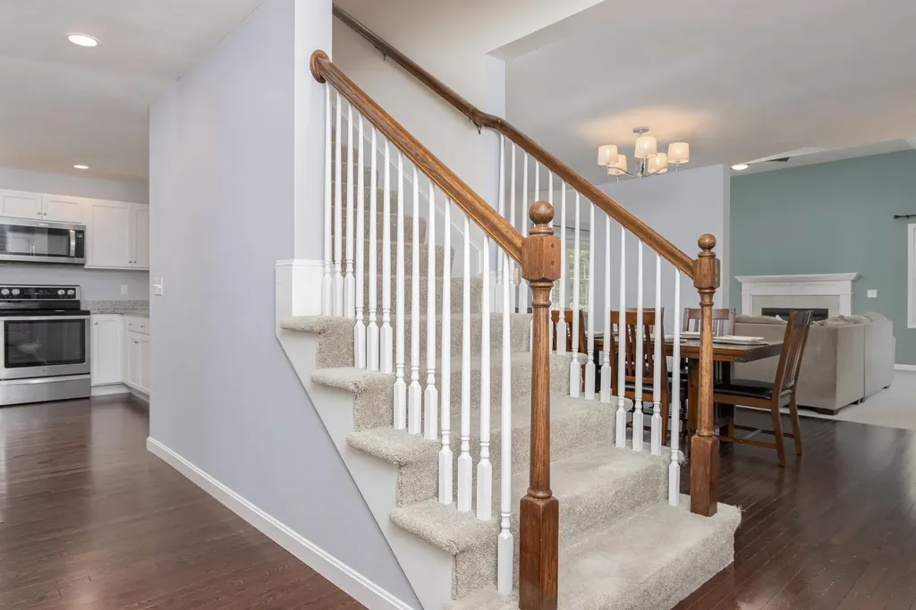 22 Parsons Way Bow NH 03304