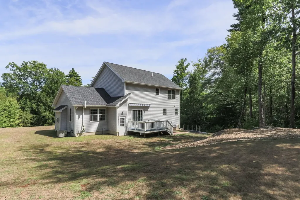22 Parsons Way Bow NH 03304
