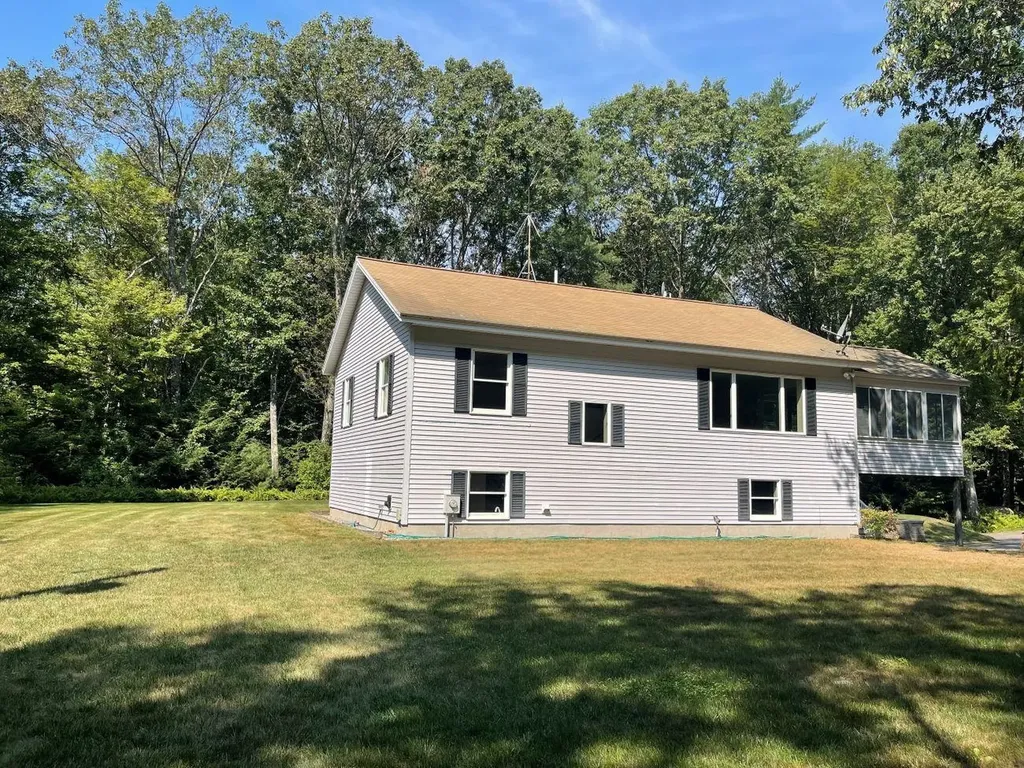 1388 Forest Road Greenfield NH 03047