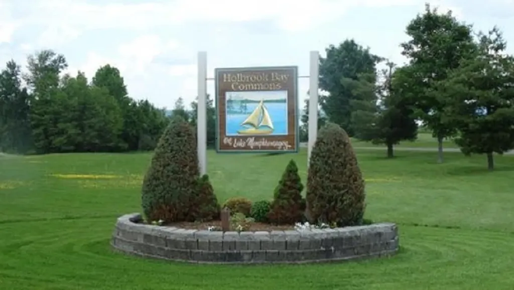 383 Holbrook Bay Newport Town VT 05857