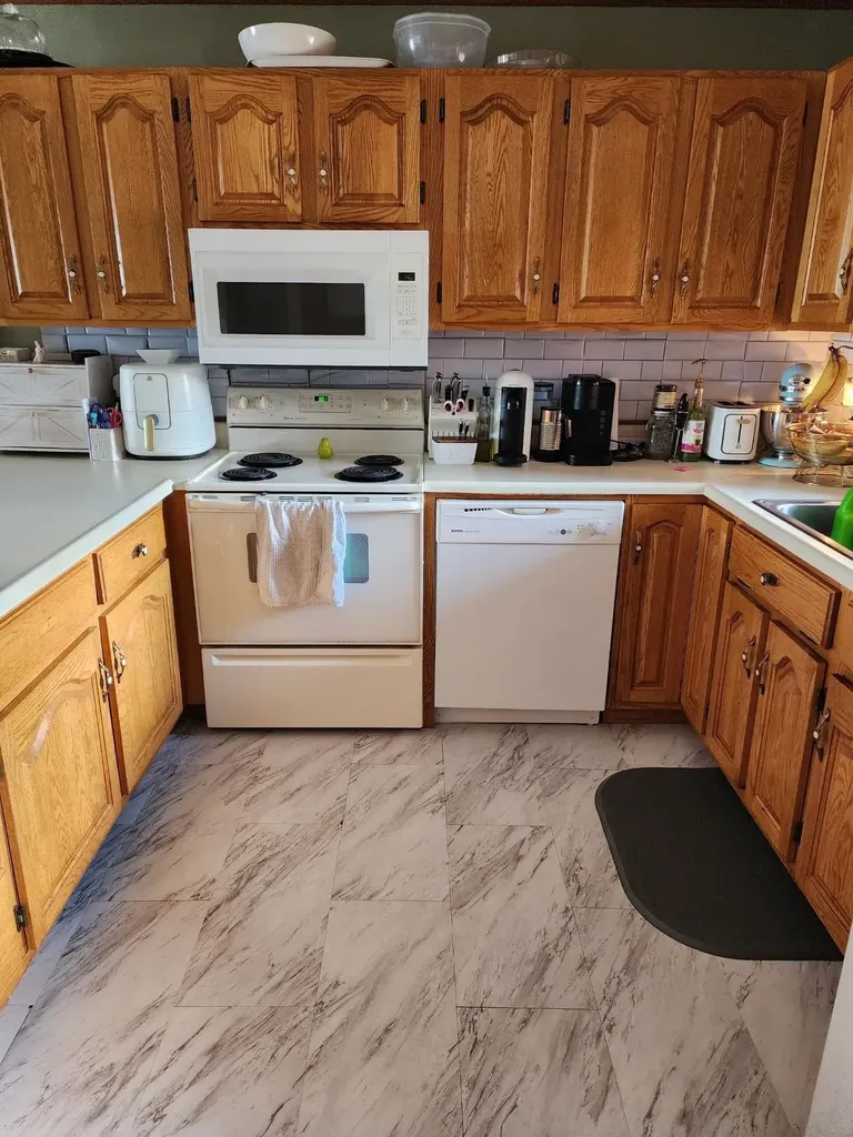 383 Holbrook Bay Newport Town VT 05857