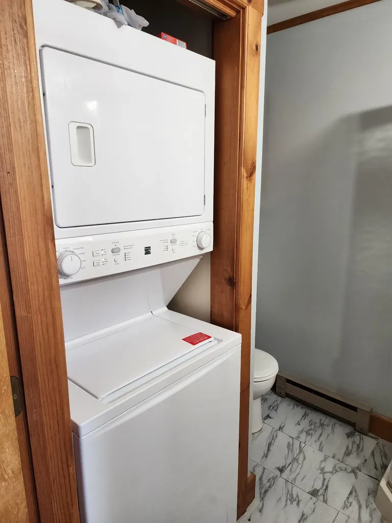 383 Holbrook Bay Newport Town VT 05857