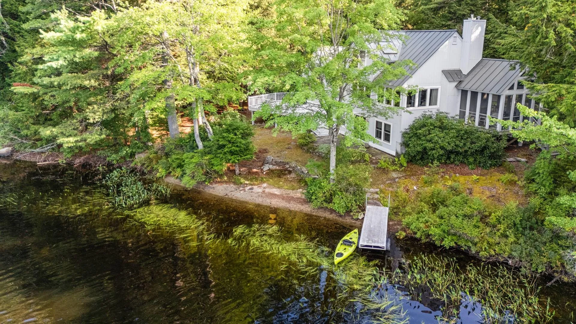 12 Beaver Point New London NH 03257