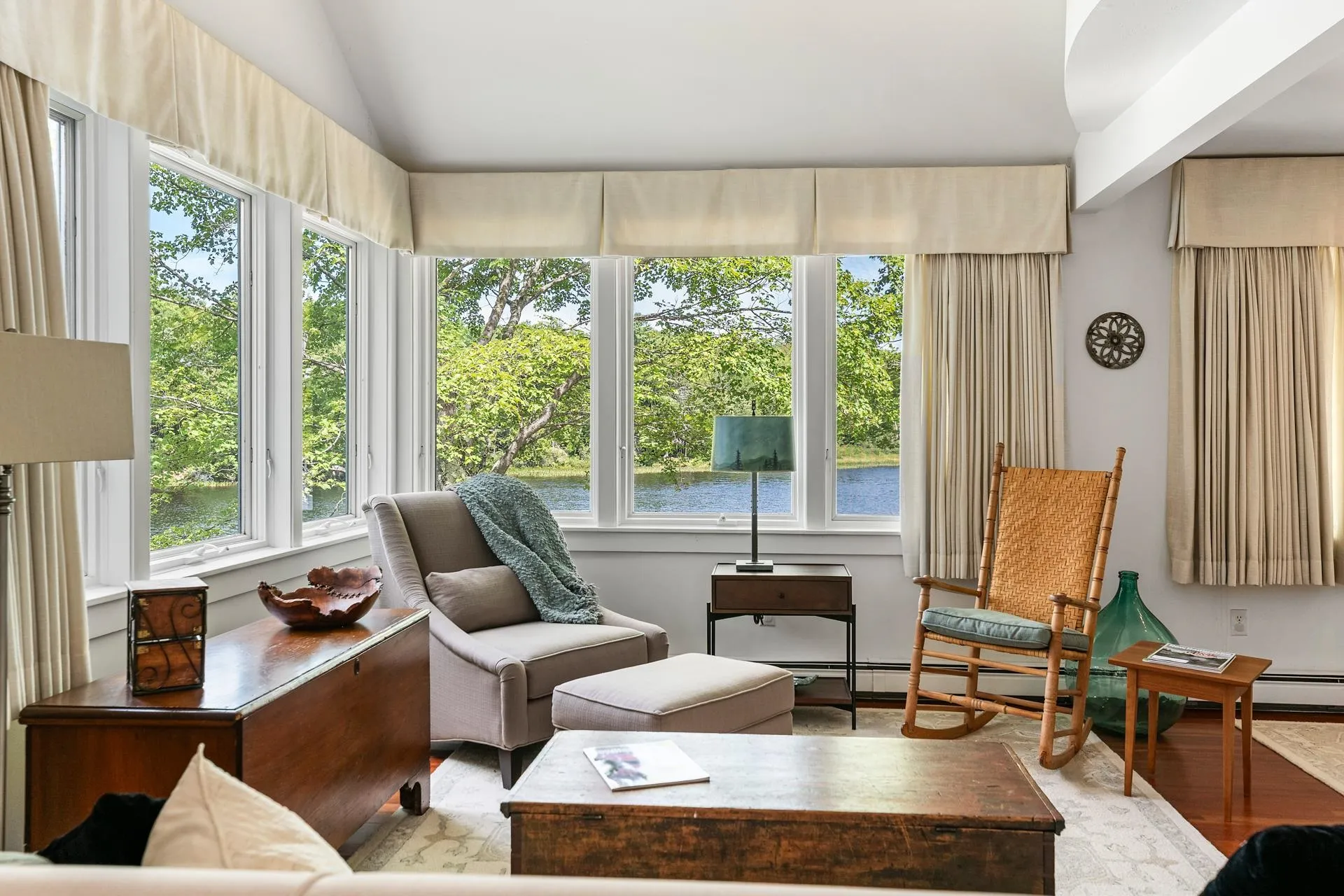 12 Beaver Point New London NH 03257