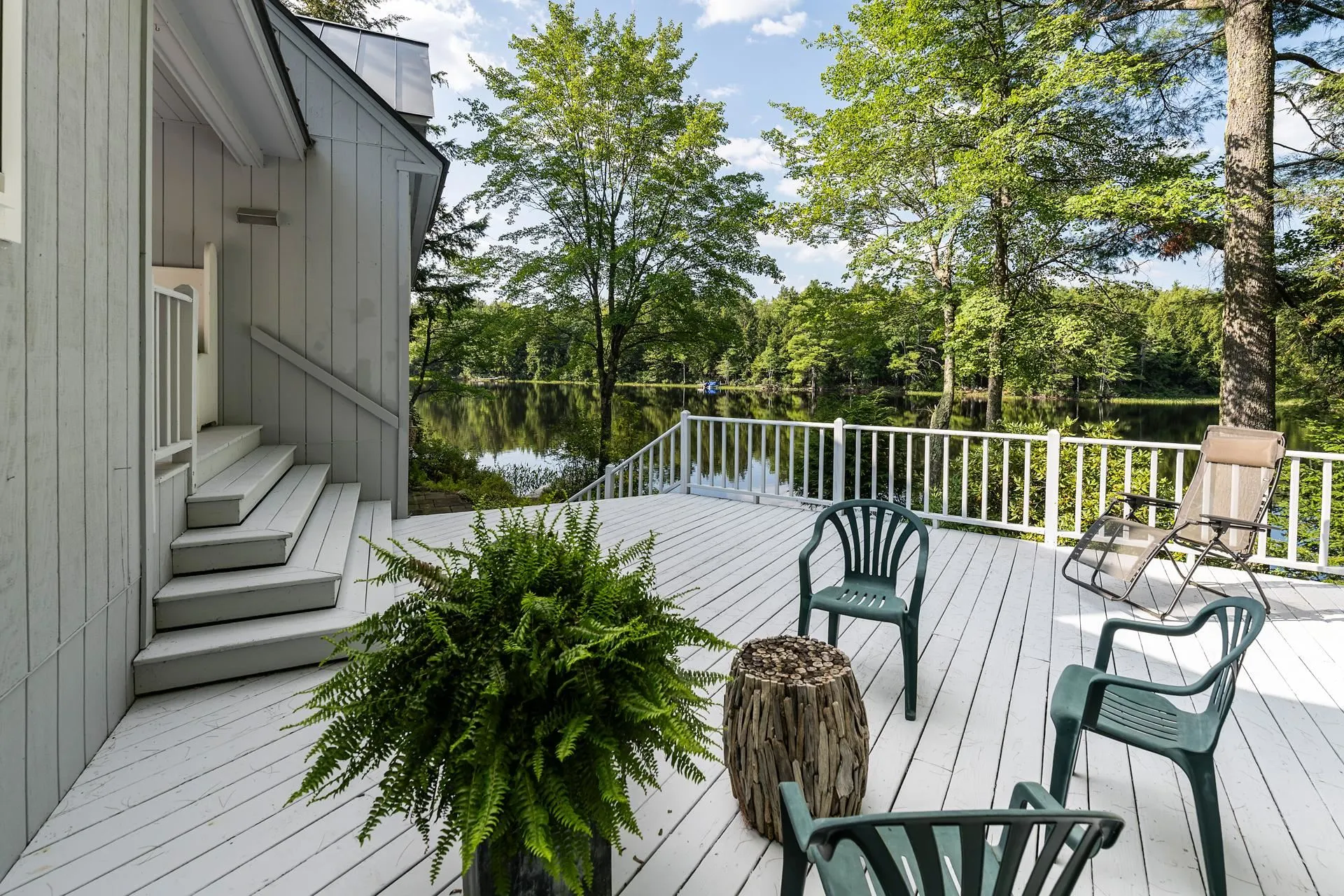 12 Beaver Point New London NH 03257