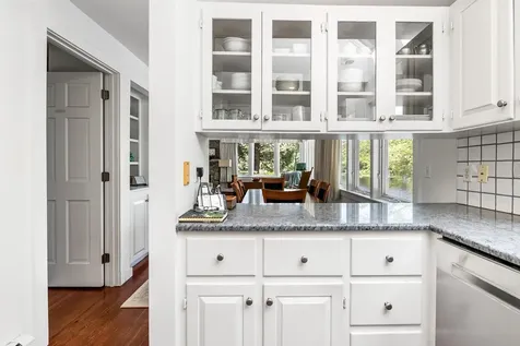 12 Beaver Point New London NH 03257