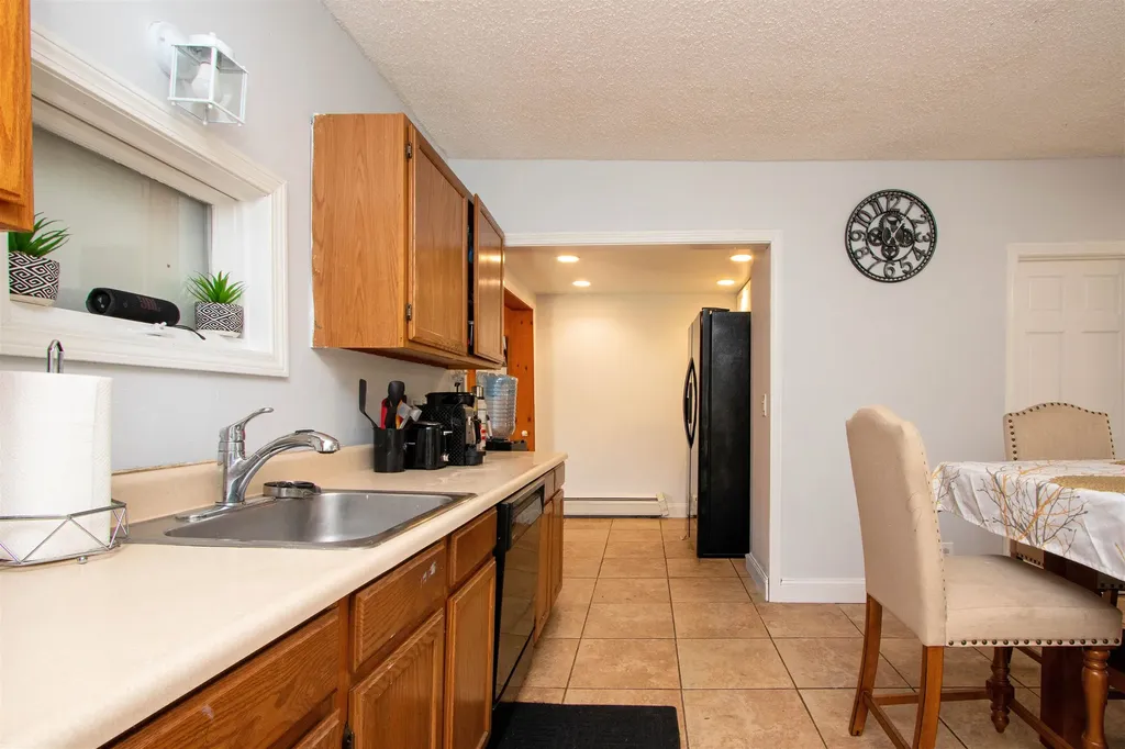 220 Elm Street St. Johnsbury VT 05819