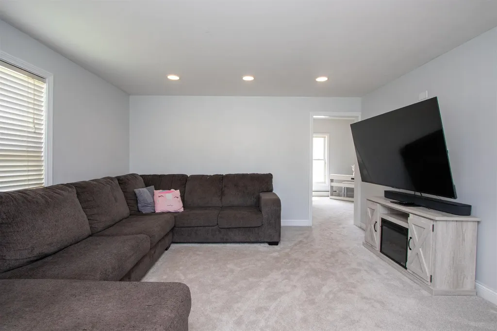 220 Elm Street St. Johnsbury VT 05819