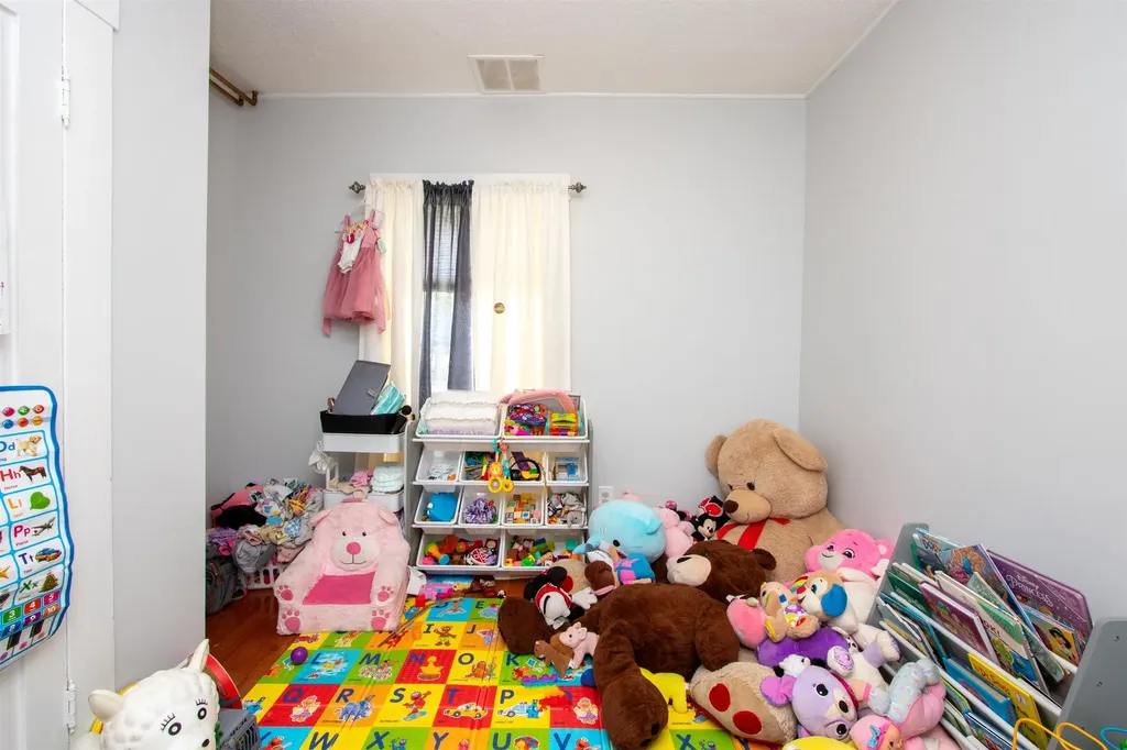 220 Elm Street St. Johnsbury VT 05819