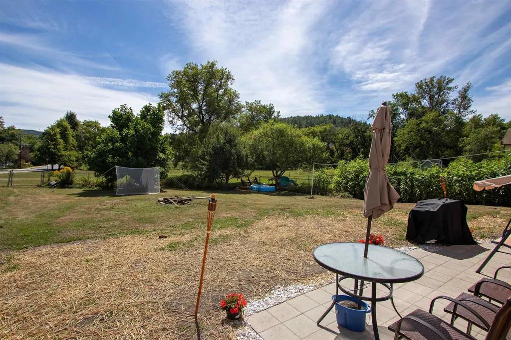 220 Elm Street St. Johnsbury VT 05819