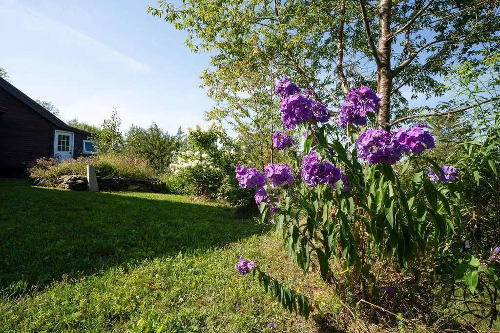464 Quarry Road Sheffield VT 05866