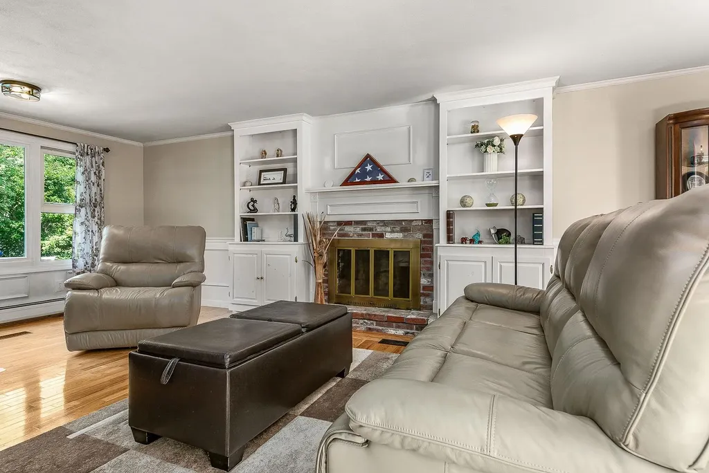 9 Pleasant View Drive Exeter NH 03833